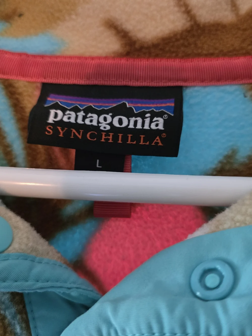 Patagonia Synchilla Fleece in Turquoise, Pink & Brown - Picture 2 of 5